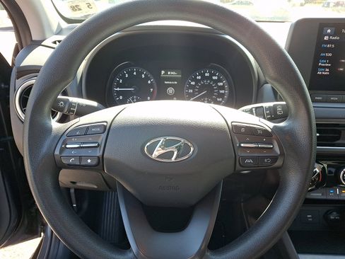 Used 2023 Hyundai Kona SEL AWD/4WD image 25