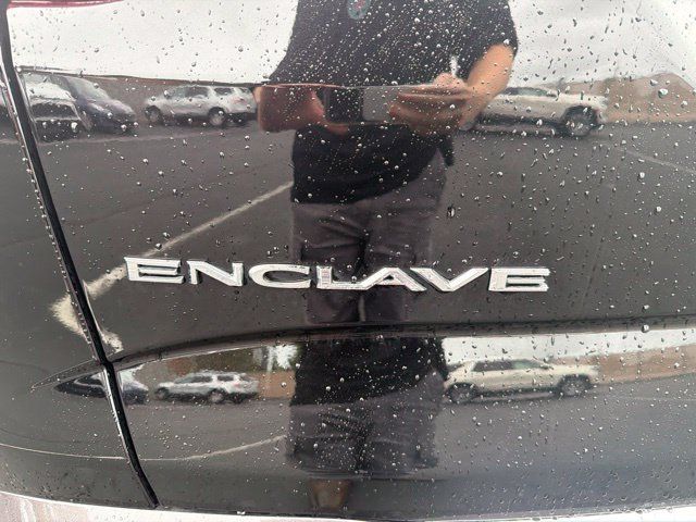 Used 2023 Buick Enclave Essence FWD image 10