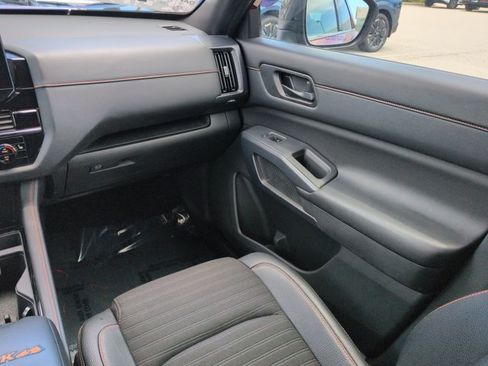 Used 2023 Nissan Pathfinder Rock Creek AWD/4WD image 19