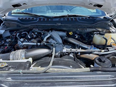 Used 2022 Ford F550 4x4 Crew Cab Super Duty w/ Power Equipment Group image 26