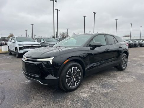 New 2026 Chevrolet Blazer EV LT image 7