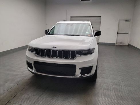 Used 2023 Jeep Grand Cherokee L Laredo w/ Luxury Tech Group I AWD/4WD image 15