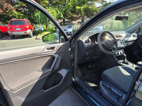 Used 2019 Volkswagen Tiguan S w/ Driver Assistance Package FWD image 7