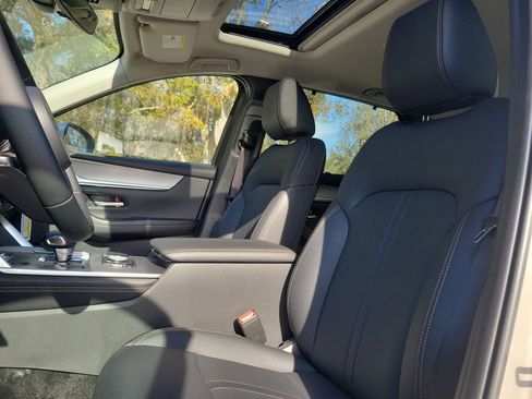 New 2026 MAZDA CX-90 Plug-In Hybrid w/ Preferred image 16