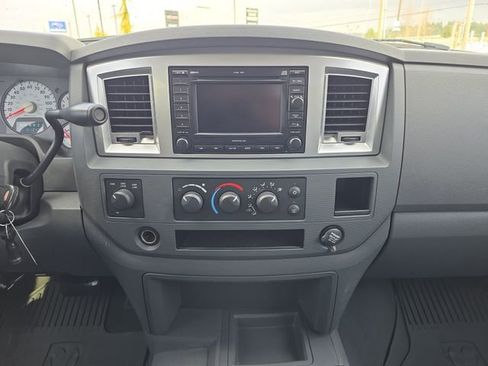 Used 2007 Dodge Ram 2500 Truck SLT image 24