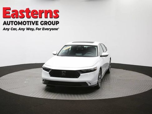 Used 2023 Honda Accord EX image 56