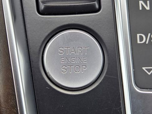 Used 2017 Audi Q5 2.0T Premium Plus w/ Technology Package image 26