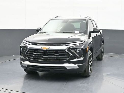New 2026 Chevrolet TrailBlazer LT w/ Driver Confidence Package FWD image 2