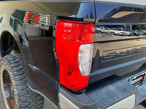 Used 2021 Ford F250 XL w/ STX Appearance Package AWD/4WD image 26