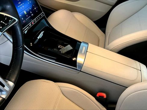 Used 2023 Mercedes-Benz C 300 4MATIC Sedan image 17