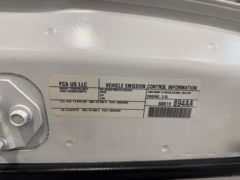 Certified 2023 Chrysler 300 Touring image 25