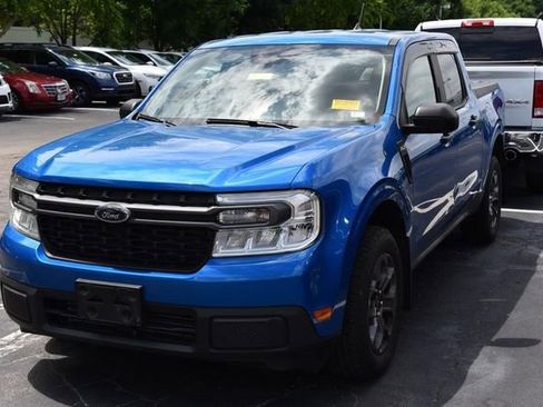 Used 2022 Ford Maverick XLT FWD image 4