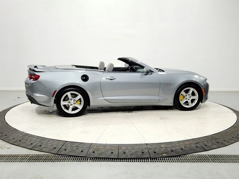 Used 2023 Chevrolet Camaro LT image 8