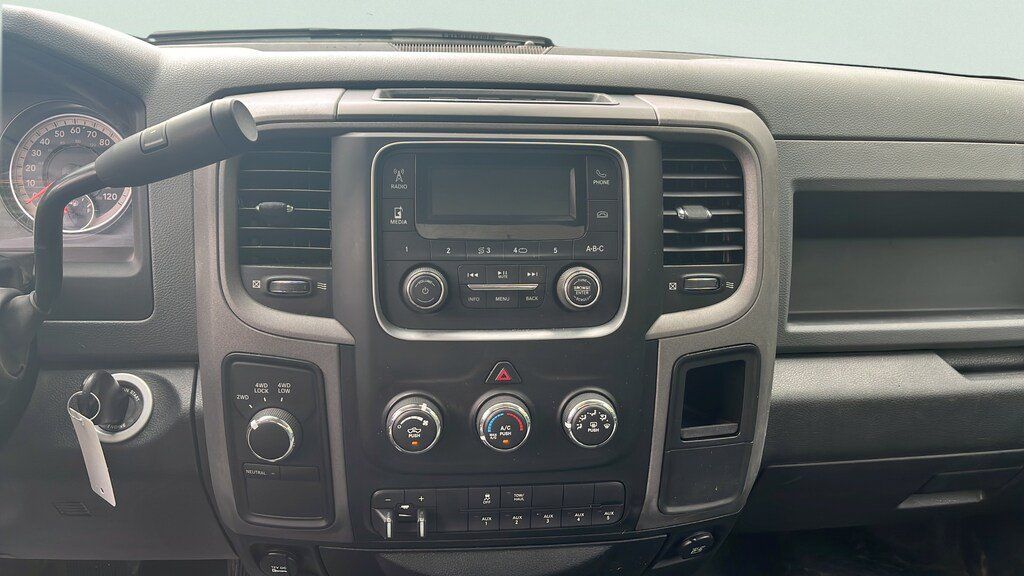 Used 2017 RAM 2500 Tradesman w/ Chrome Appearance Group AWD/4WD image 10