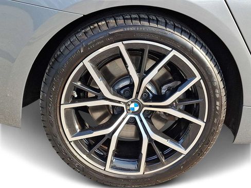 Used 2023 BMW 540i xDrive w/ M Sport Package AWD/4WD image 7