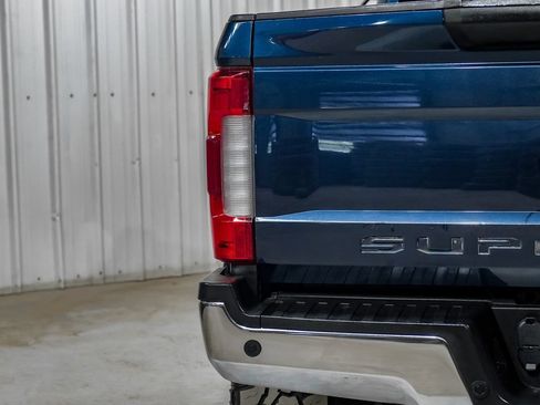 Used 2019 Ford F250 Lariat w/ Lariat Ultimate Package AWD/4WD image 51