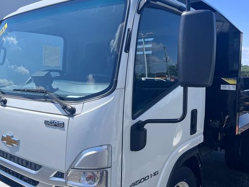 New 2025 Chevrolet Low Cab Forward RWD image 28