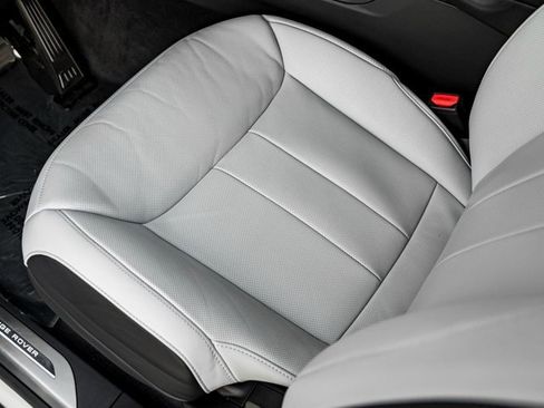 Used 2024 Land Rover Range Rover Sport Dynamic SE image 15