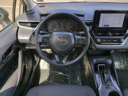 Used 2025 Toyota Corolla LE w/ Convenience Package FWD image 15