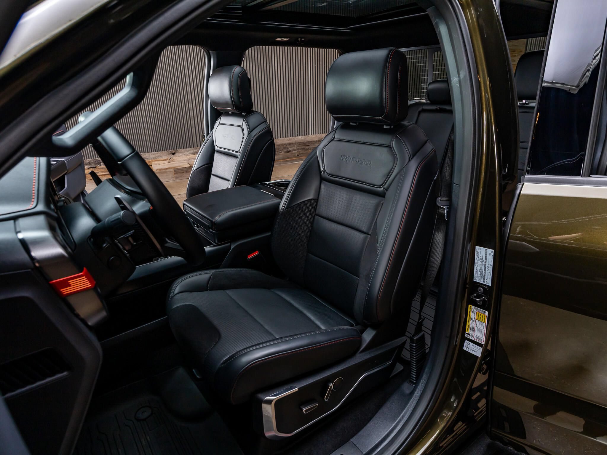 Used 2026 Ford F150 Raptor AWD/4WD image 28