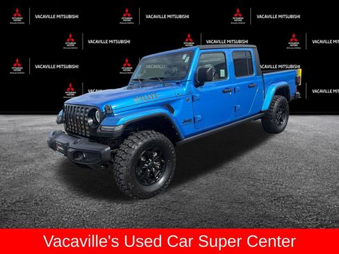 Used 2022 Jeep Gladiator Sport AWD/4WD image 1
