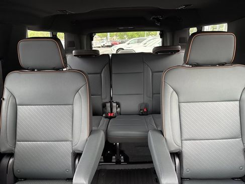 New 2026 GMC Yukon XL AT4 w/ AT4 Premium Plus Package image 22
