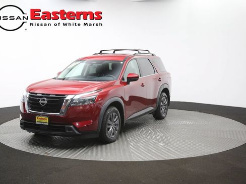 Used 2023 Nissan Pathfinder SV AWD/4WD image 52