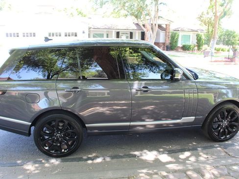 Used 2016 Land Rover Range Rover Supercharged AWD/4WD image 3