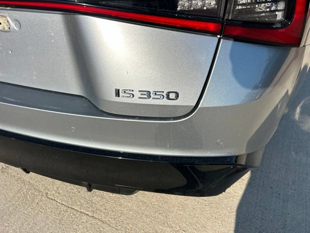 Used 2023 Lexus IS 350 F Sport RWD image 4