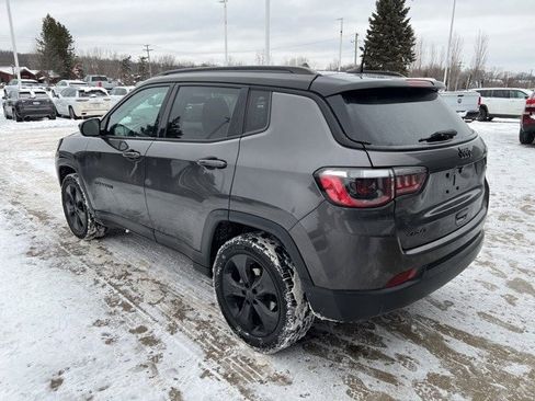 Certified 2021 Jeep Compass Latitude w/ Sun and Sound Group image 4