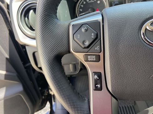 Used 2023 Toyota Tacoma SR5 RWD image 33