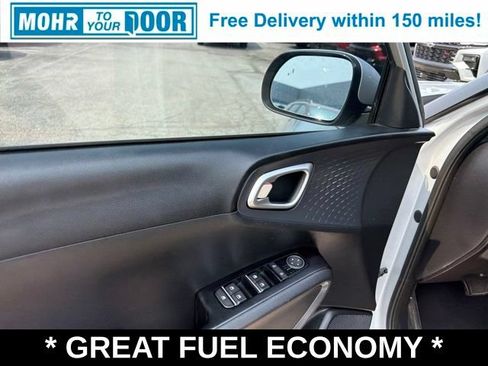 Used 2021 Kia Soul S FWD image 13