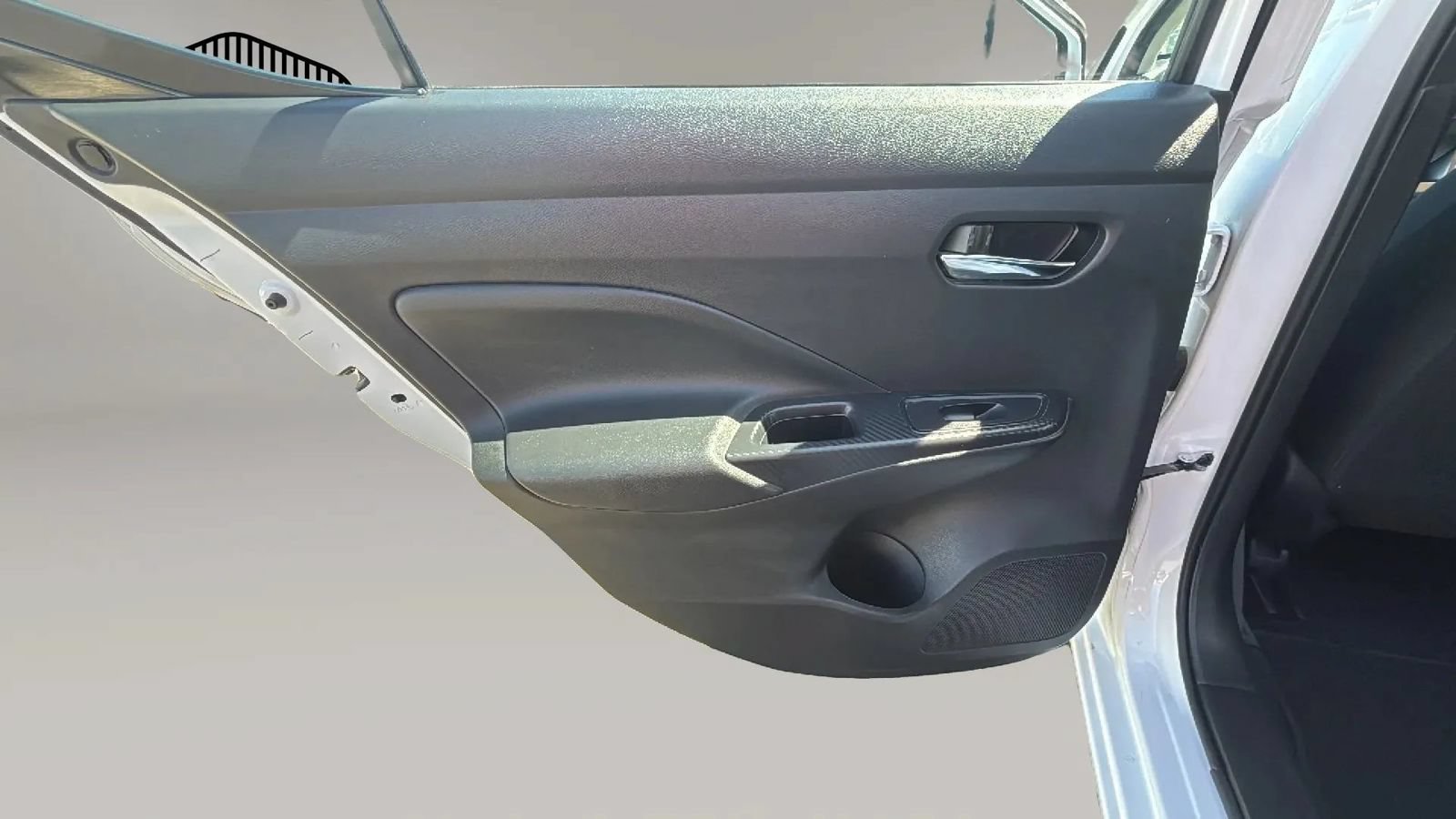 Used 2024 Nissan Versa SV FWD image 39