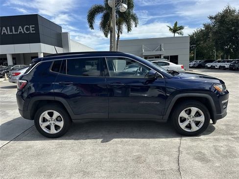 Used 2018 Jeep Compass Latitude w/ Cold Weather Group image 5
