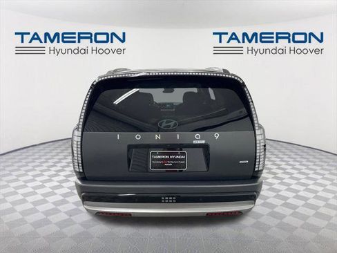 New 2026 Hyundai Ioniq 9 Limited image 4