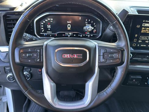 Used 2023 GMC Sierra 1500 SLE image 17