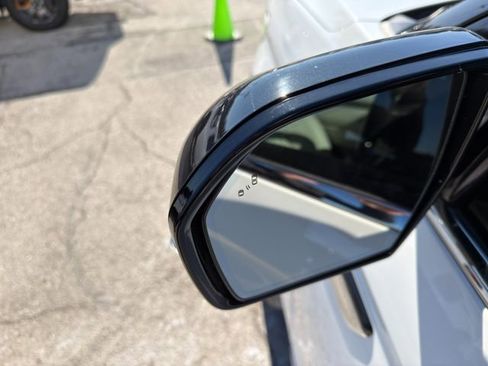 Used 2024 Lincoln Navigator L Black Label image 15