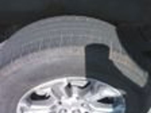 Used 2025 GMC Sierra 1500 SLT RWD image 15