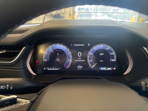 New 2025 Jeep Grand Cherokee Laredo w/ Luxury Tech Group I image 23