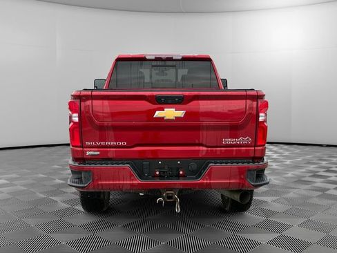 Used 2022 Chevrolet Silverado 2500 High Country w/ Safety Package II AWD/4WD image 4