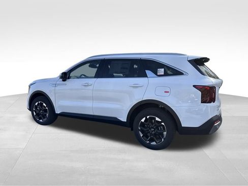New 2026 Kia Sorento S w/ S Panoramic Sunroof Package image 4