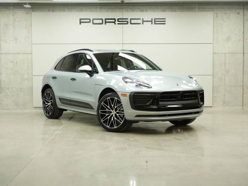 New 2026 Porsche Macan Turbo AWD/4WD image 9