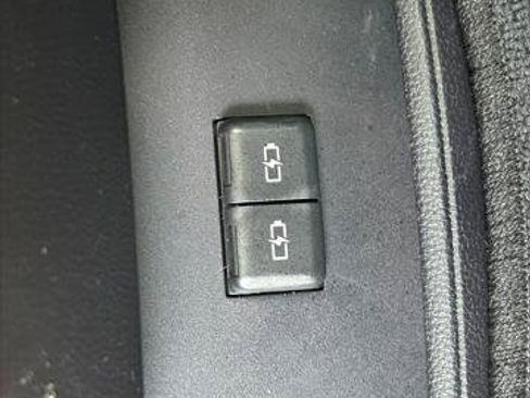 Certified 2026 Toyota Highlander XLE AWD/4WD image 26