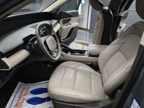 Used 2025 Lincoln Nautilus Reserve w/ Jet Appearance Package image 20