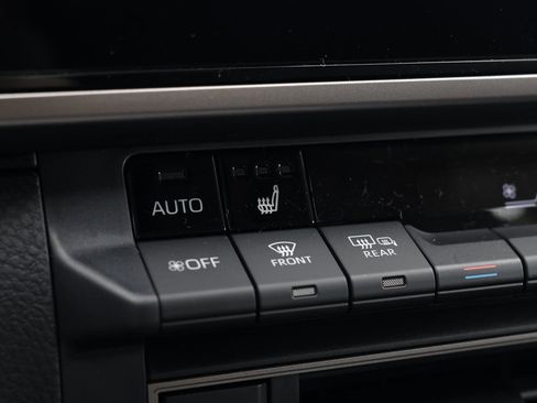 New 2026 Toyota Camry XLE image 4