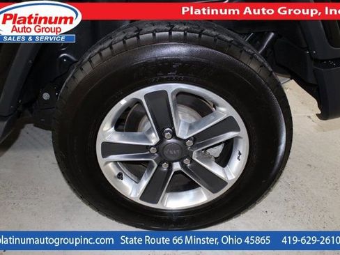 Used 2019 Jeep Wrangler Unlimited Sahara w/ Safety Group image 49