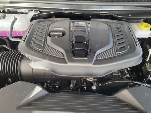 New 2026 Jeep Grand Wagoneer Summit w/ Premium Group III image 32