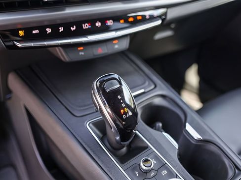 Certified 2025 Cadillac XT4 Premium Luxury FWD image 18