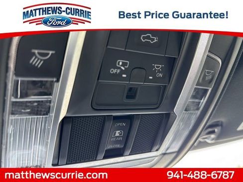 Used 2021 RAM 3500 Laramie w/ Night Edition image 27