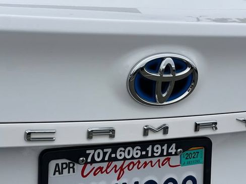 Used 2021 Toyota Camry LE FWD image 33